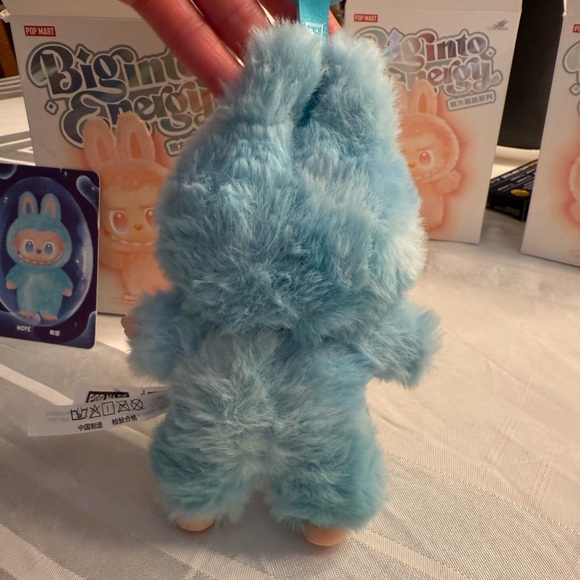 Authentic Hope Labubu - Picture 5 of 7